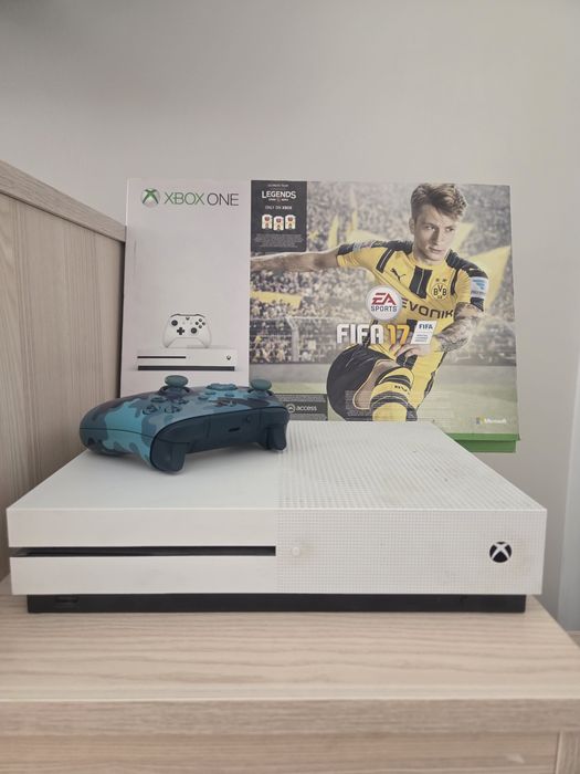 Konsola XBOX One S + pad+ 12 gier