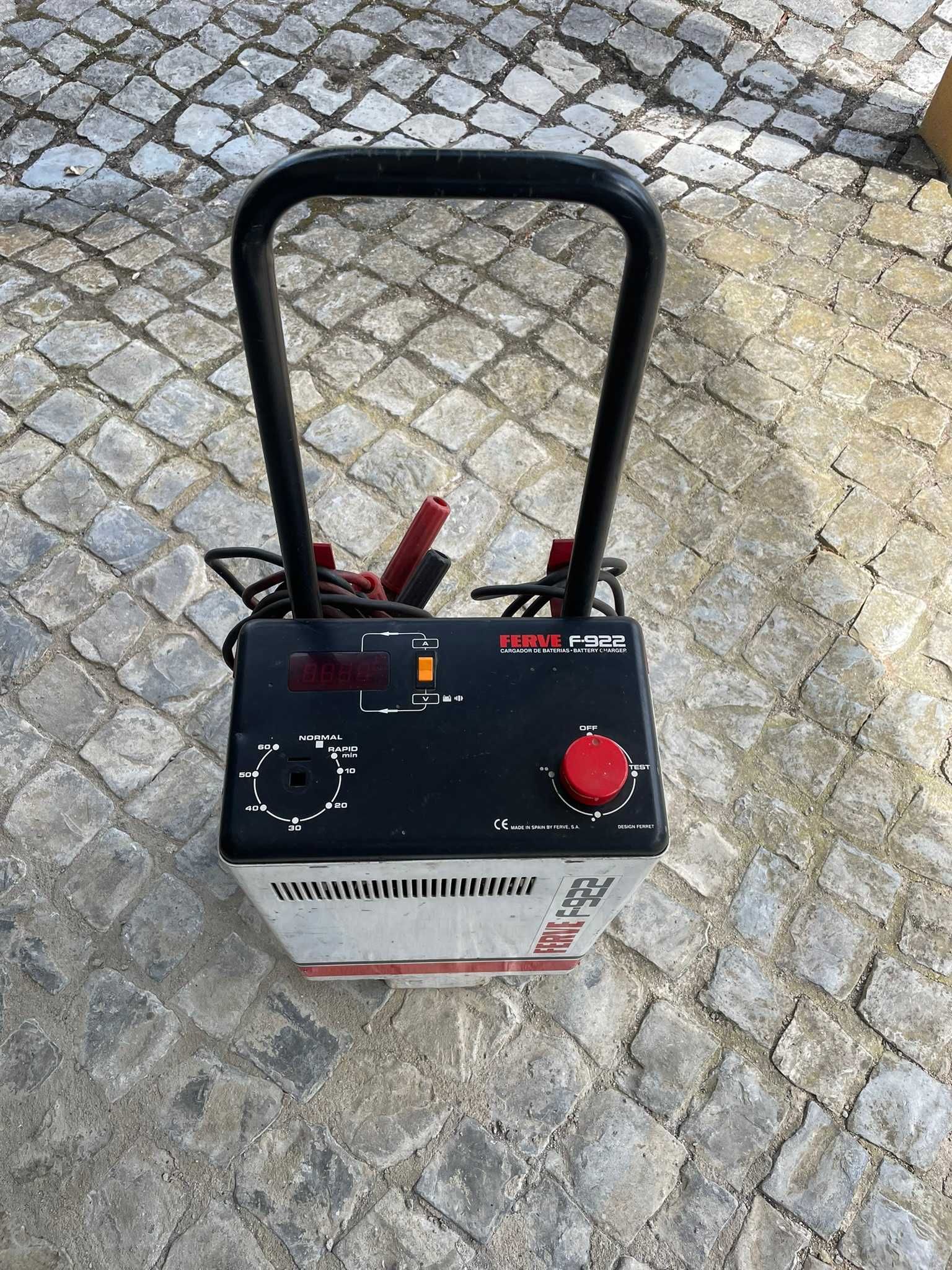 Carregador de bateria Ferve F-922