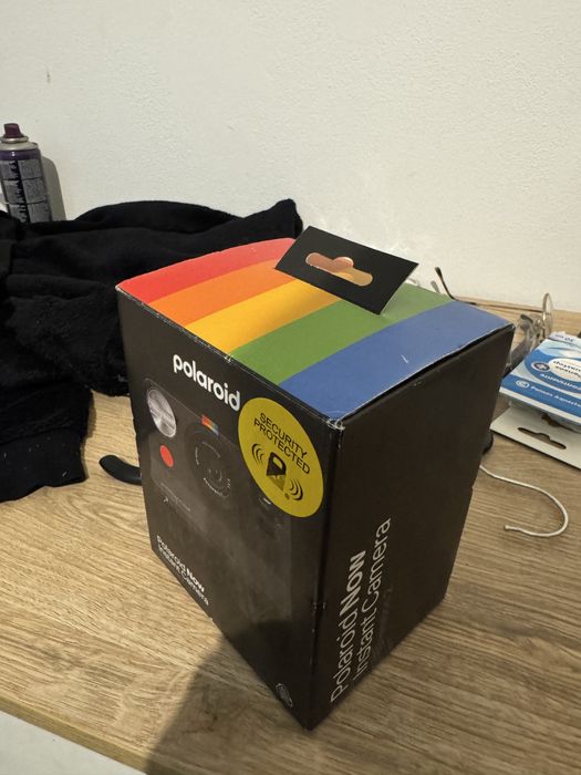 Maquina fotografica Instantânea POLAROID Now Gen2 (nunca usada)