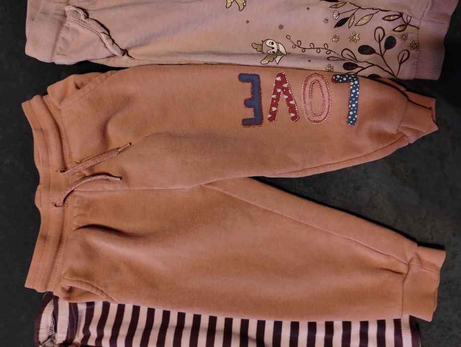 Spodnie dresowe Legginsy dla dziewczynki Rozmiar 92