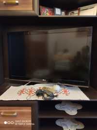 Sprawny telewizor LG 42LK450