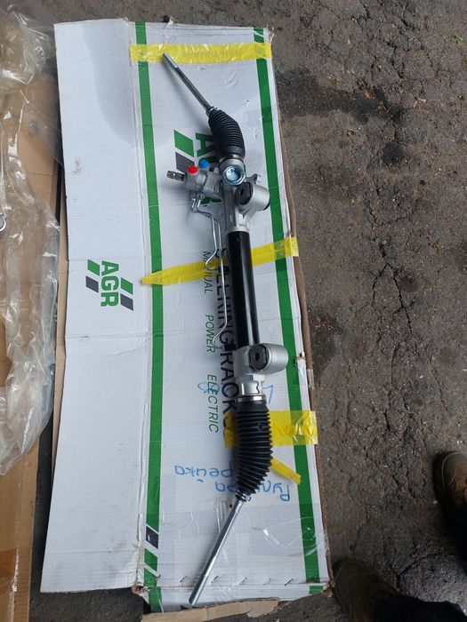 Продам нові рульові рейки на тойота хайлюкс та мітсубісі л 200