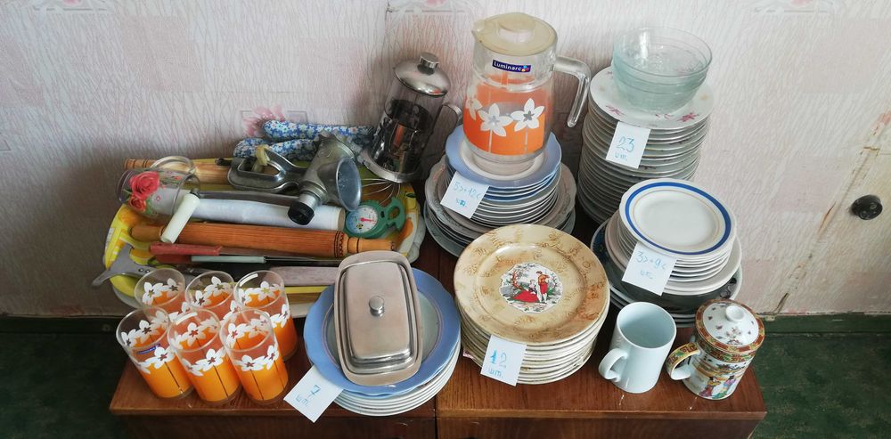 Посуда тарелка суповая столовая салатник блюдце кухонные приборы