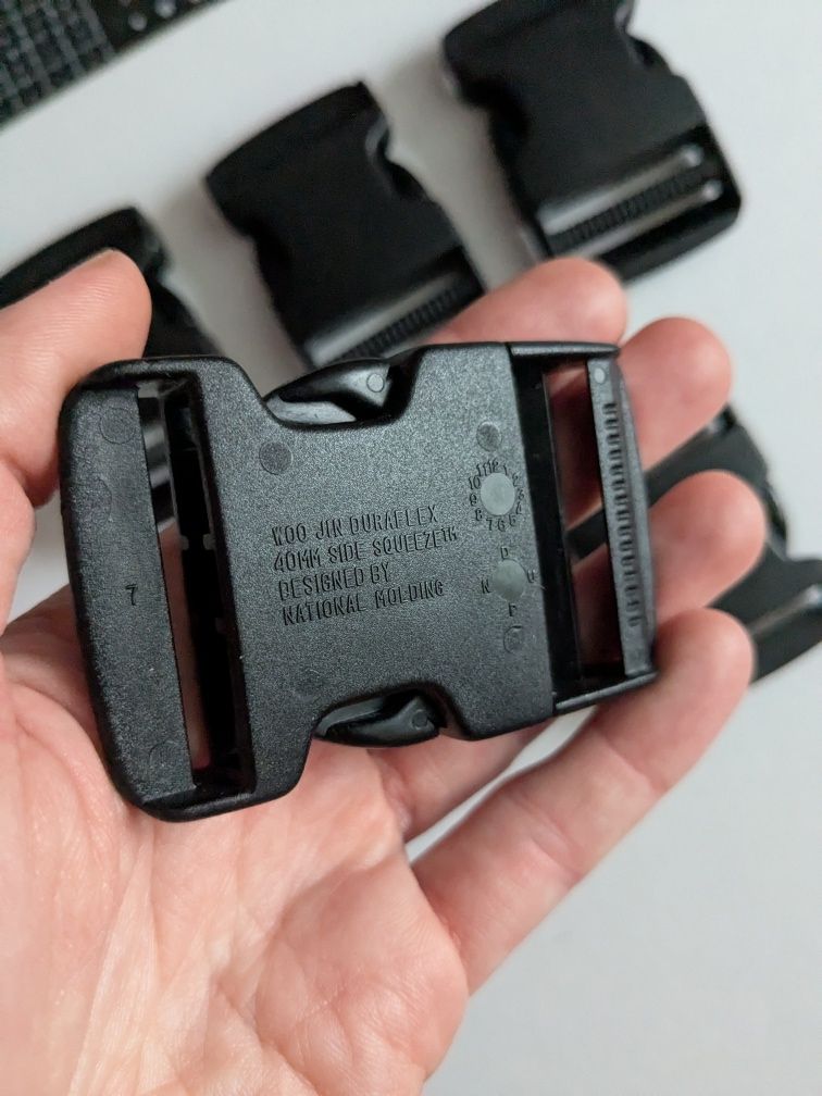 Klamry zapięcie plastikowe Duraflex, Woo Jin flex 38mm, 40mm