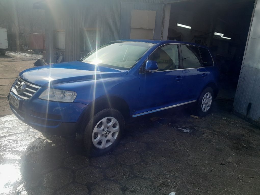 Vw tuareg 4.2 b 340 km