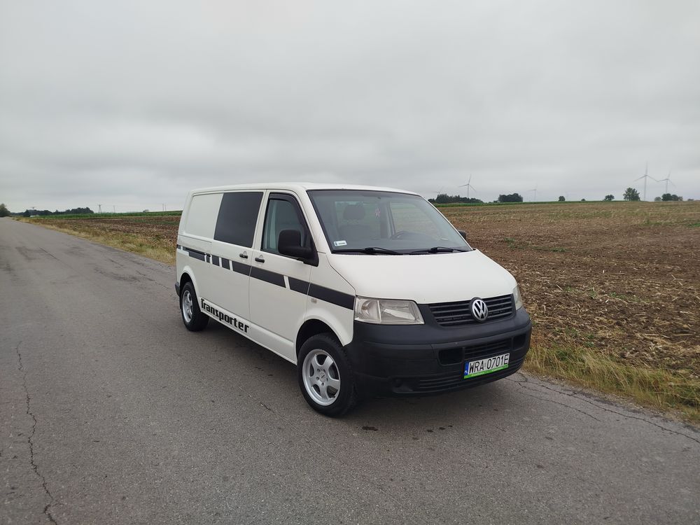 Volkswagen transporter T5.