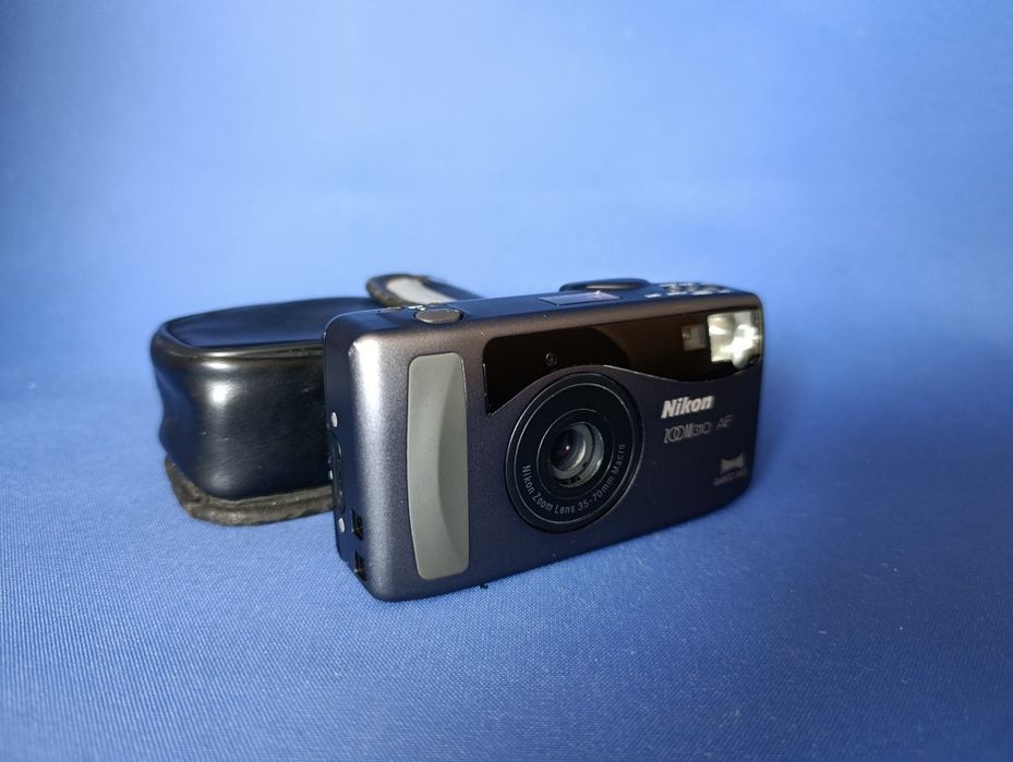 Продається плівковий фотоапарат Nikon Zoom 310 AF