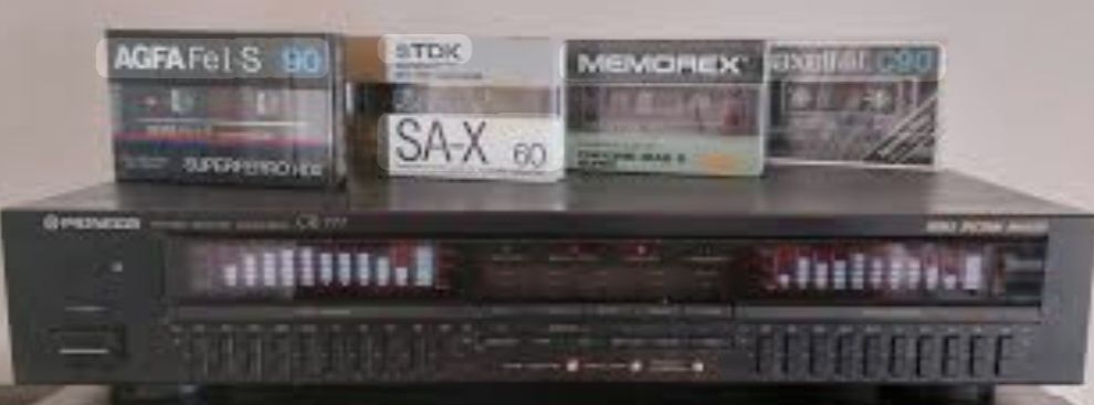 Pioneer Audiolab Musical Fidelity Marantz  Sony  Grundig