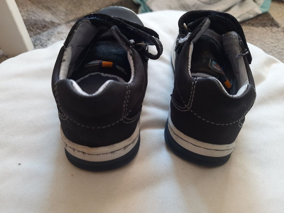 Buty chlopiece lasocki rozm. 23