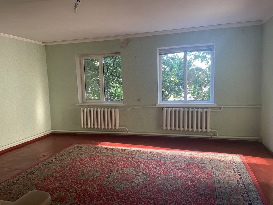 Продам дом в селе  Казначеевка