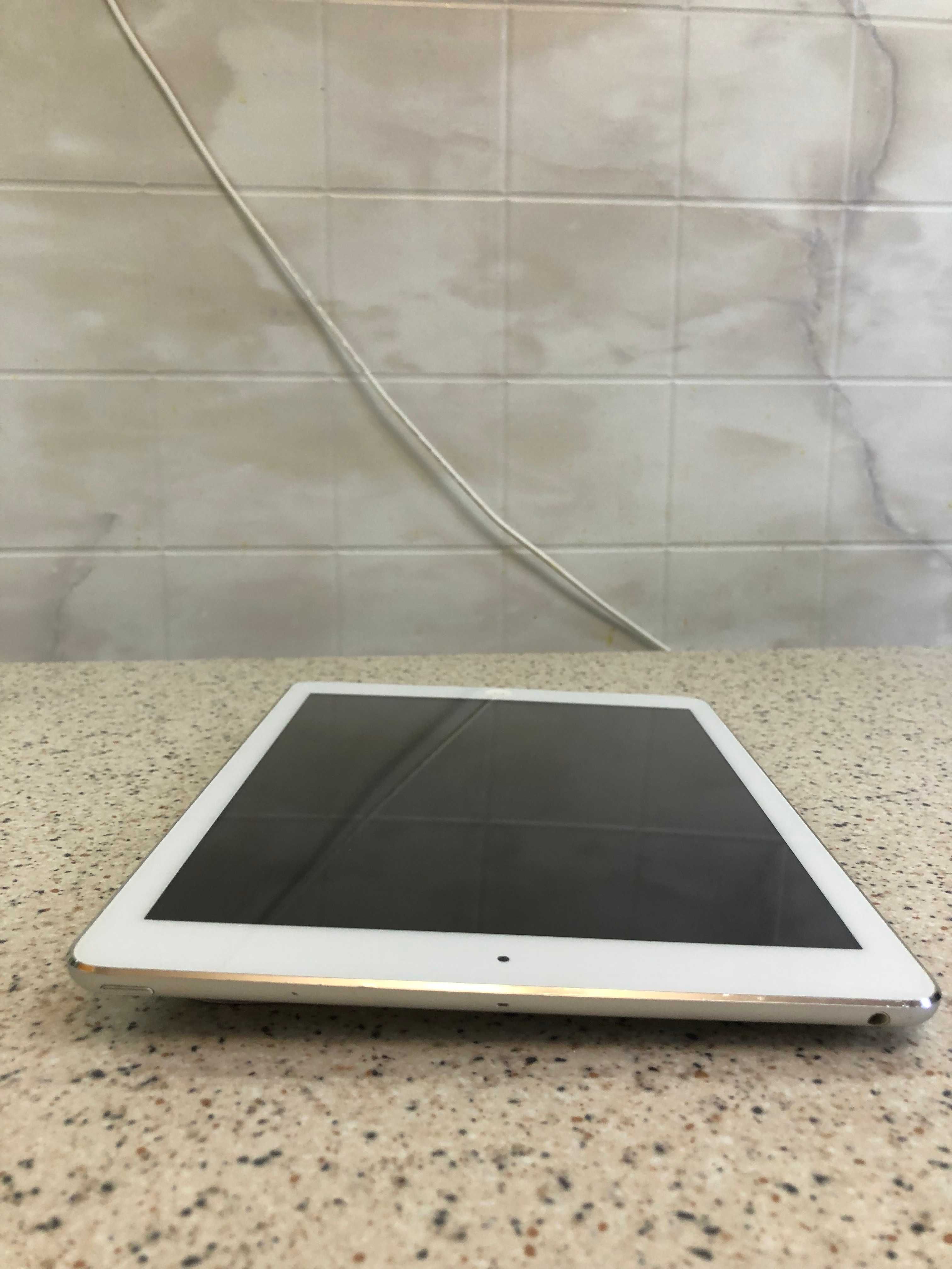 Продам ipad air 32Gb