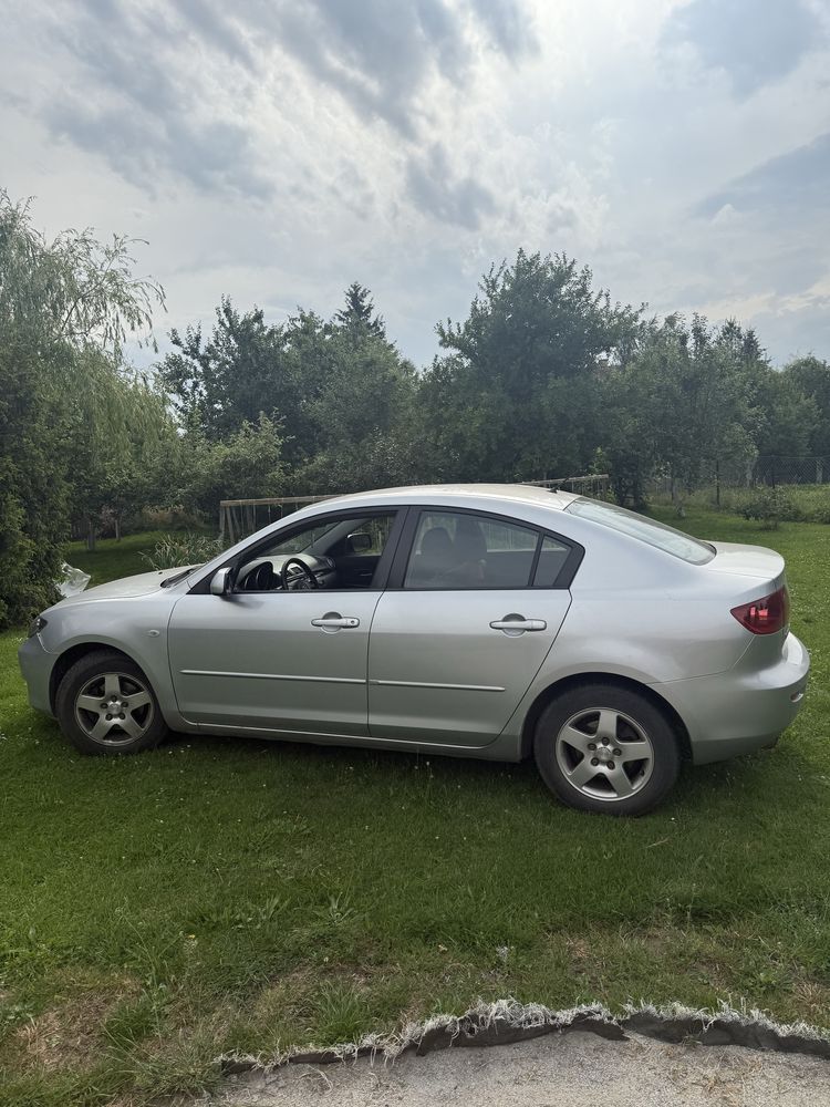 Mazda 3 1.6 benzyna 105km
