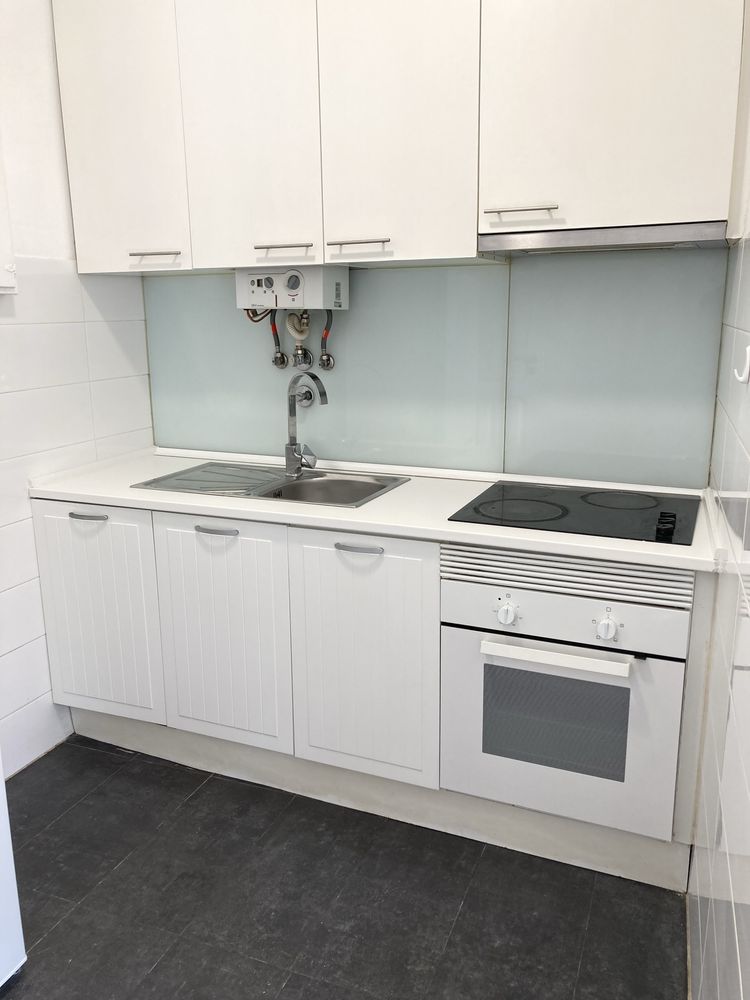 Apartamento T2 com logradouro Alto dos Moinhos