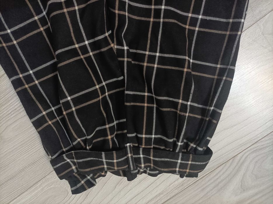 Spodnie materiałowe firmy Destination dla dziewczynki, rozmiar 158/164