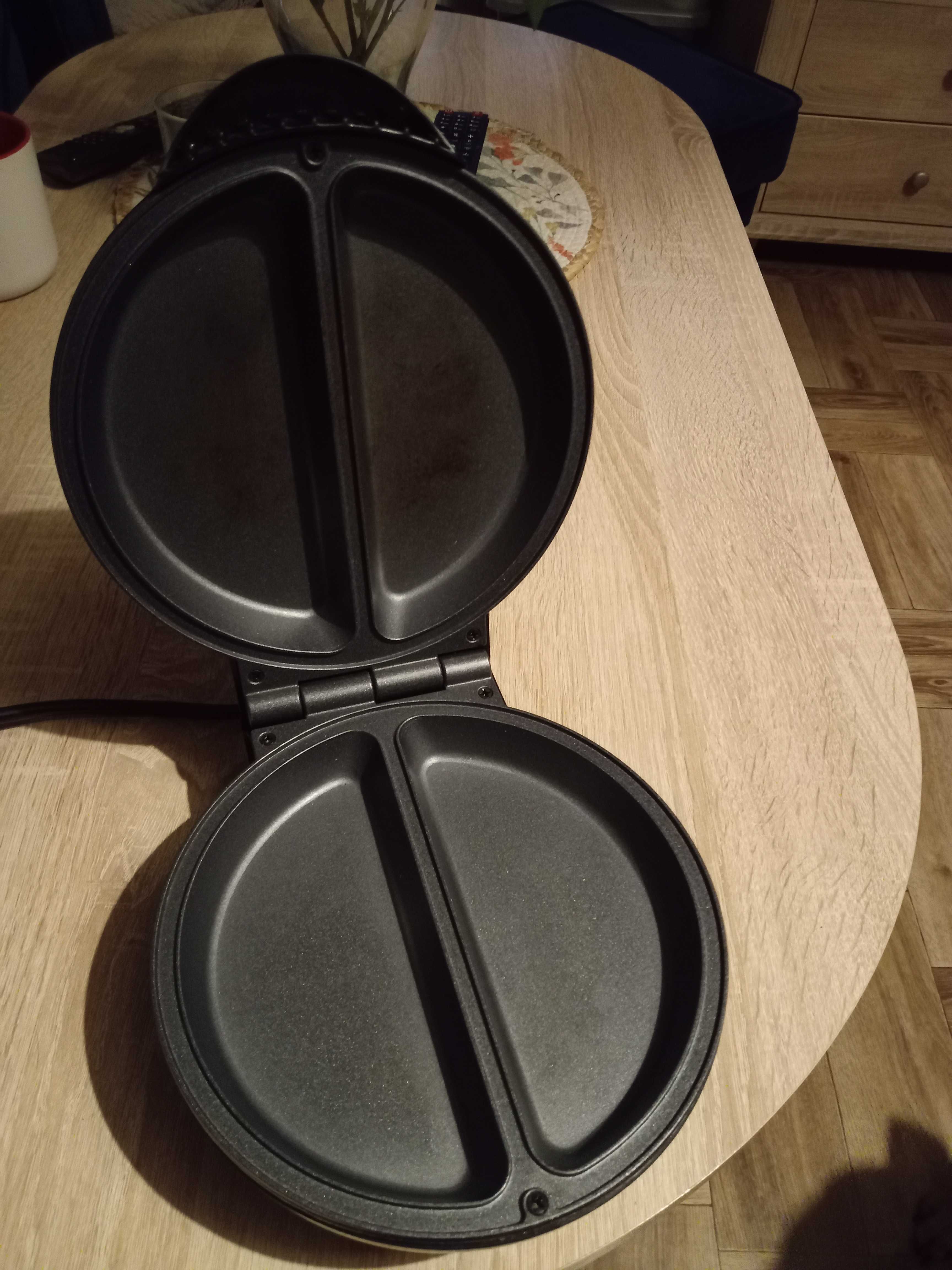 Urządzenie do omletów Salter, 750 W