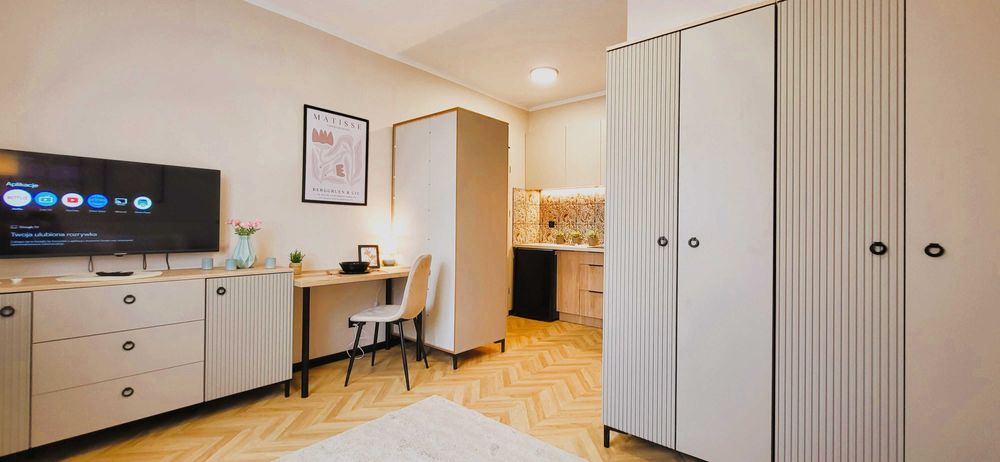 Kawalerka 20m2|własny ogródek 20m2|parking|TV full HD|net w cenie
