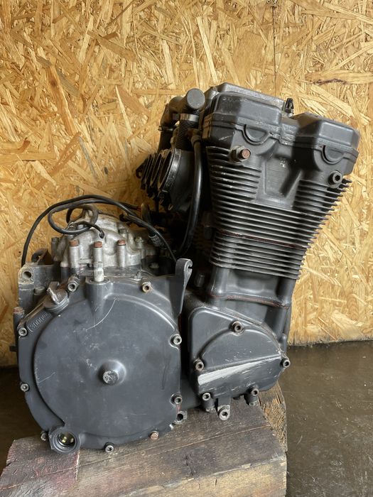 Silnik suzuki gsxr 600W 750W alternator skrzynia