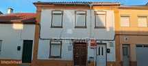 Moradia Geminada com terreno em Nisa