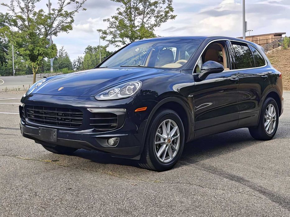 Porsche Cayenne      2015