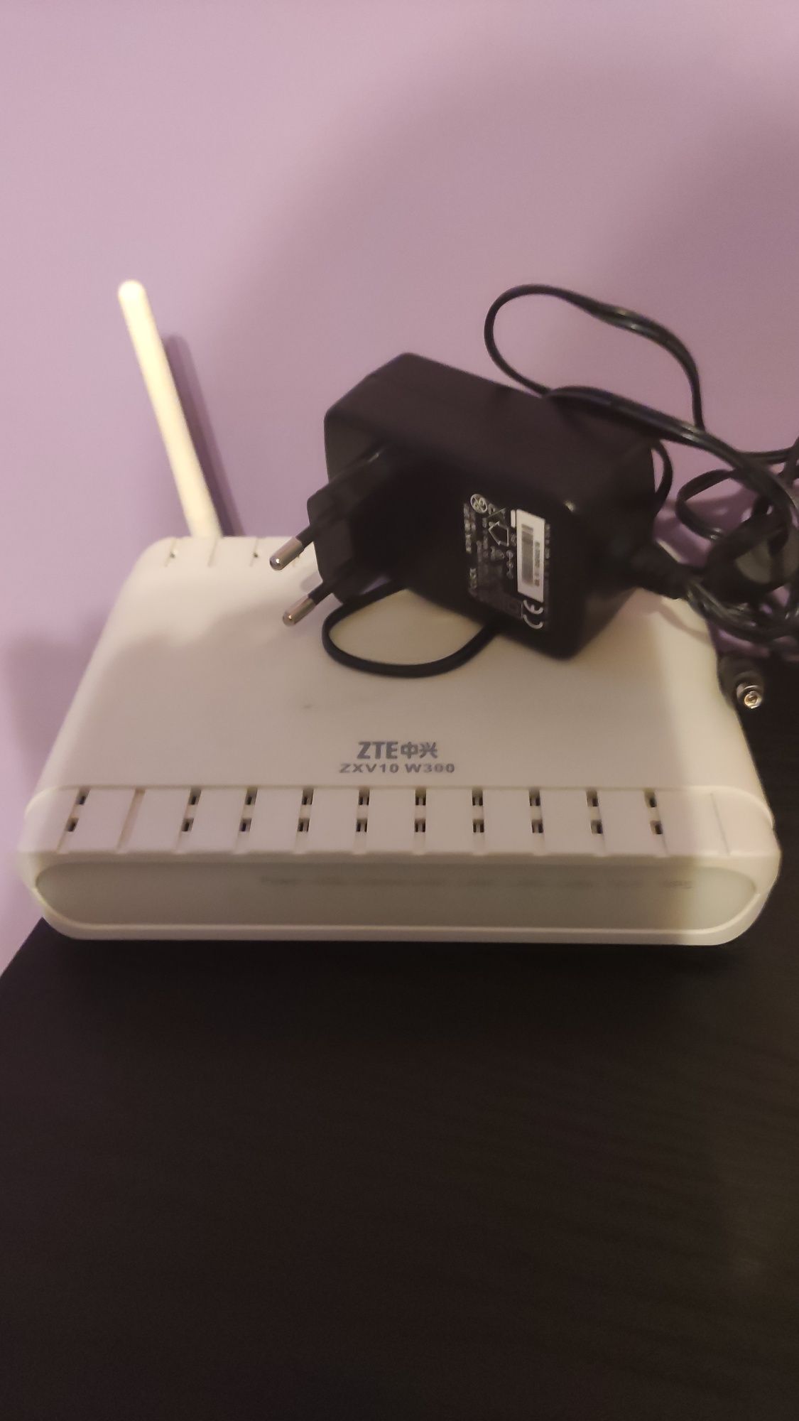 Router modem Adsl ZTE ZXV10 W300 (neostrada)