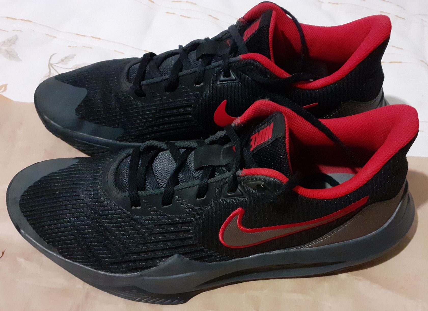 Vendo Ténis Nike