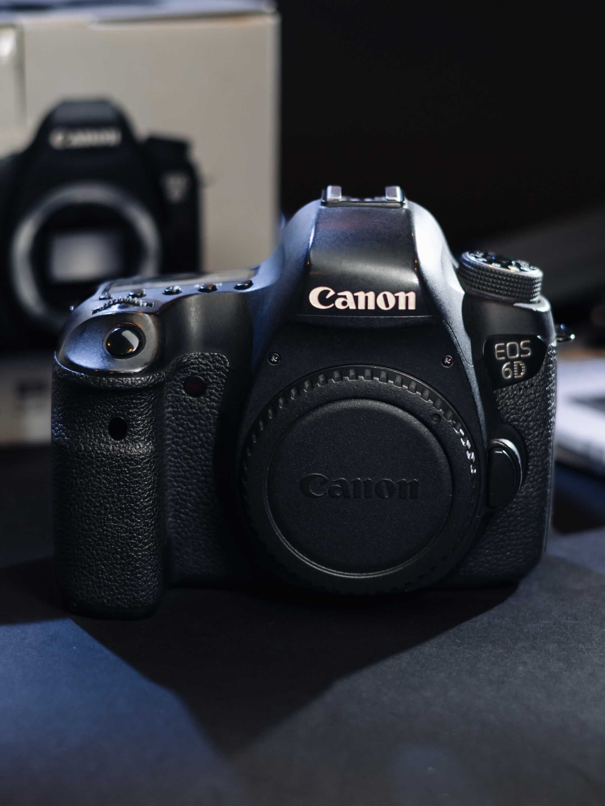 Canon 6D, повний коробковий коплект, пробіг 102тис.