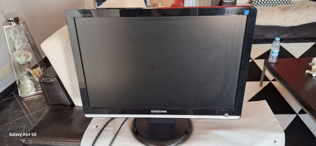Ecrã  Samsung em bom estado