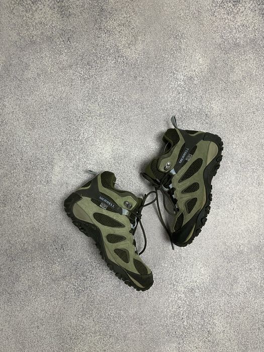 Жіночі трекінгові ботінки Merrell Gore-Tex Lowa