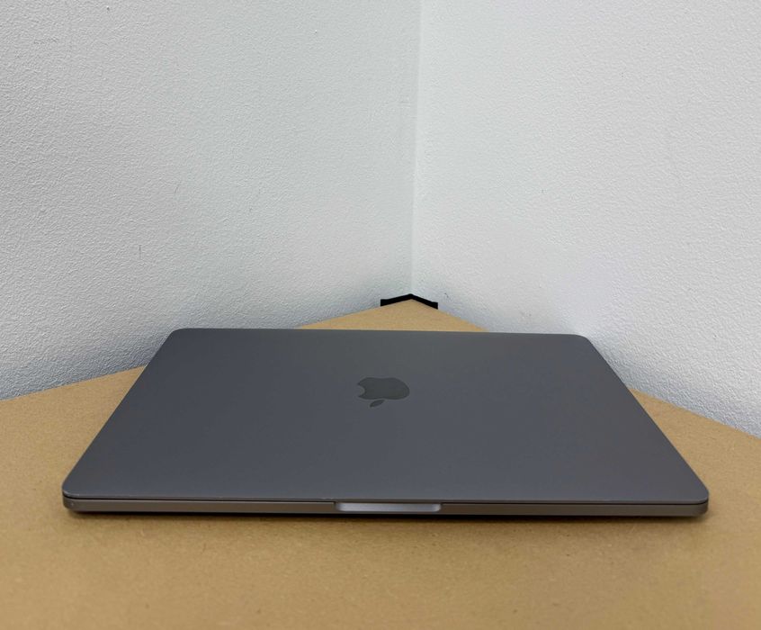 Macbook Pro 2018 TouchBar { i5 | 16gb | 512 ssd } Гарантія . 69666SV