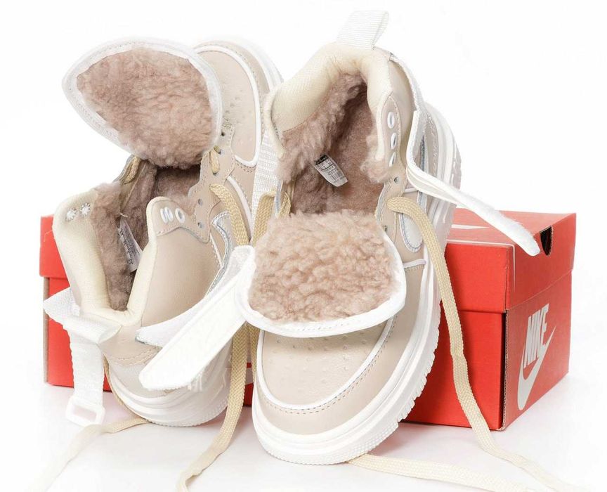 Зимові Жіночі Кросівки Nike Air Force 1 Luxe Gore-Tex 36-40 (Хутро)