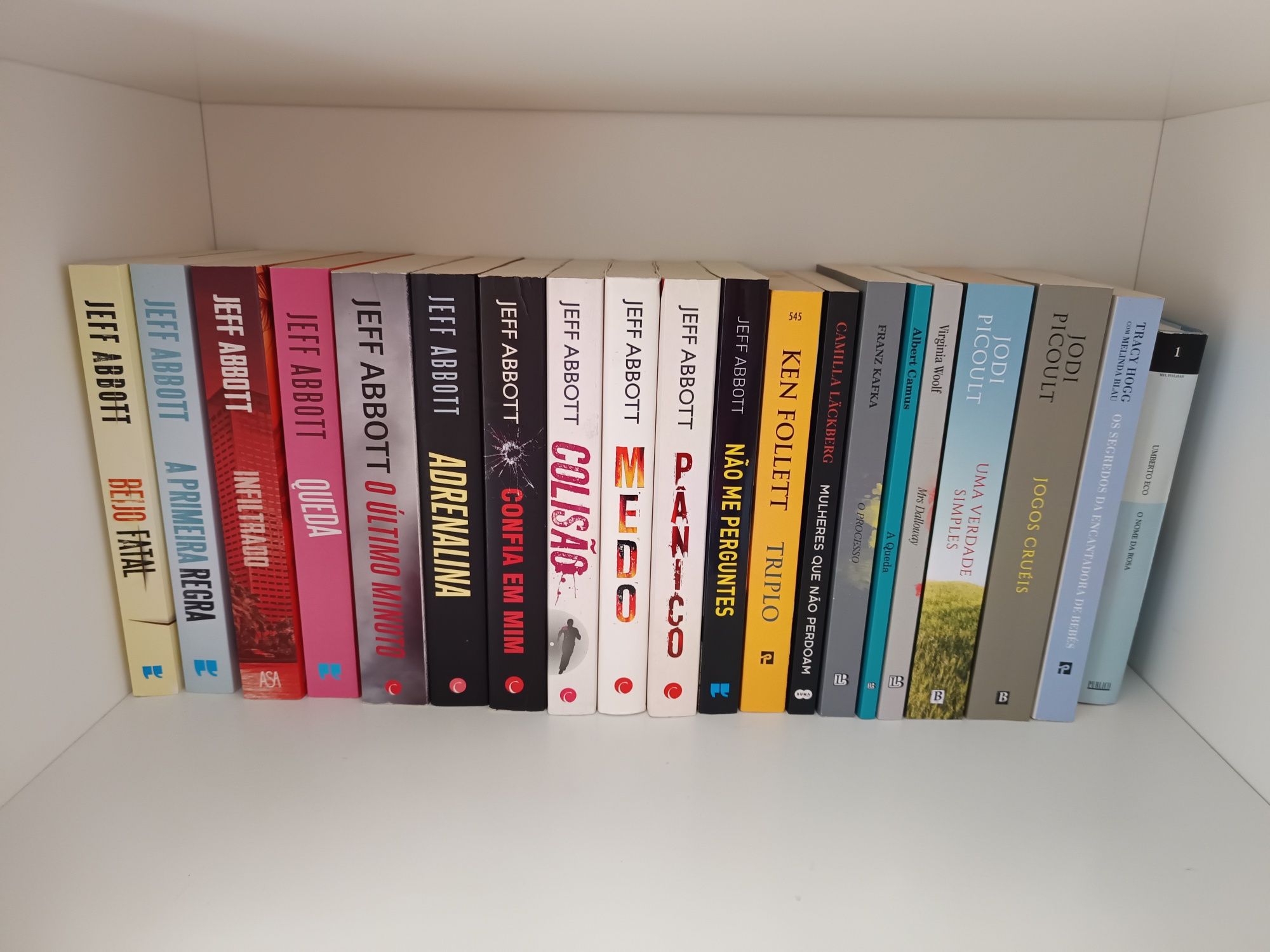 Livros de vários autores