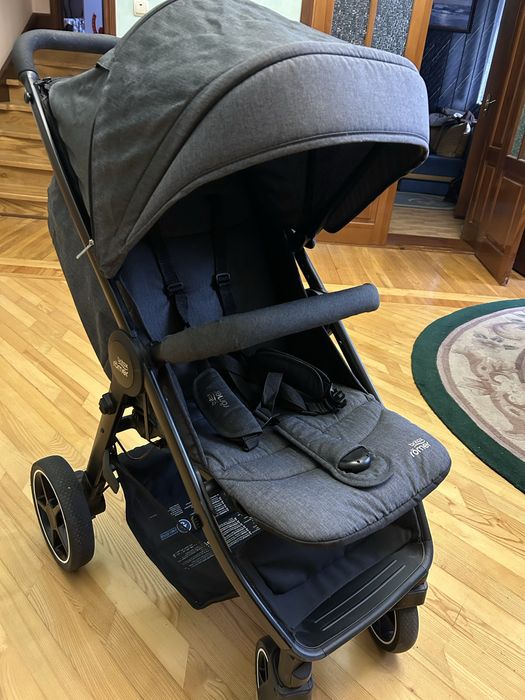 Прогулянкова коляска Britax-Romer B-Agile M Black Shadow