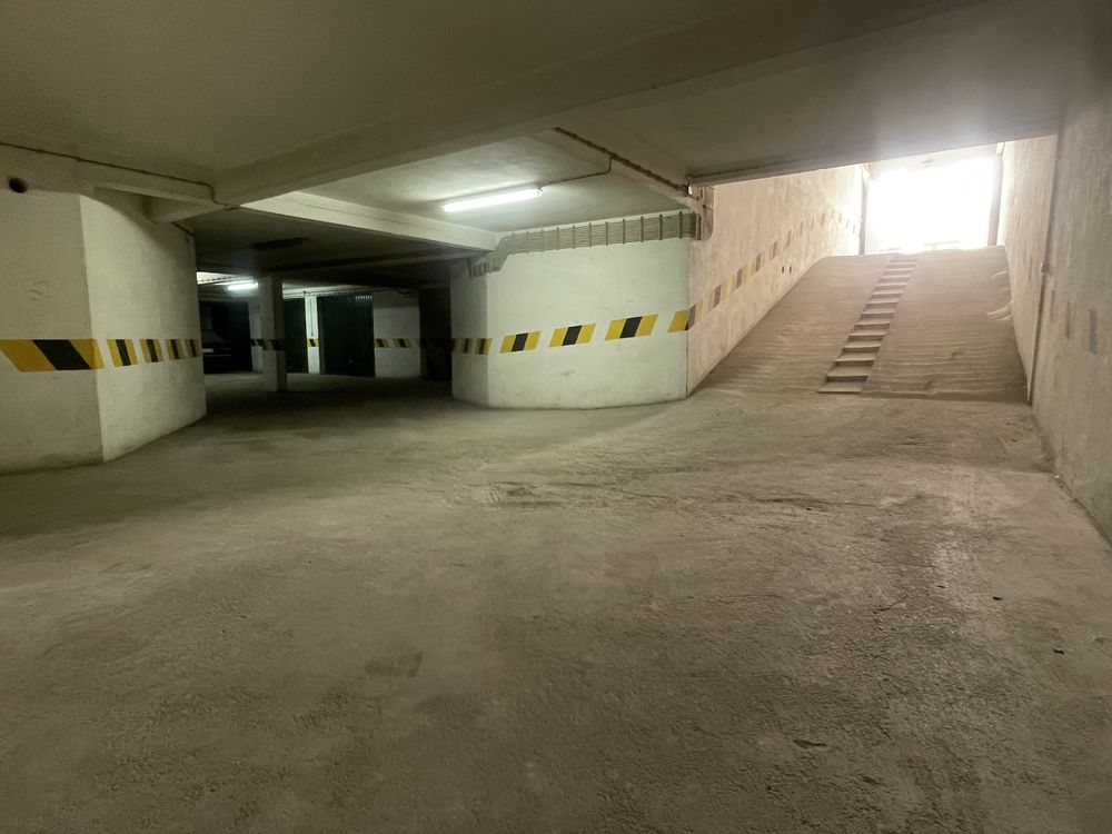 Garagem na R. Padre José Estevens Dias