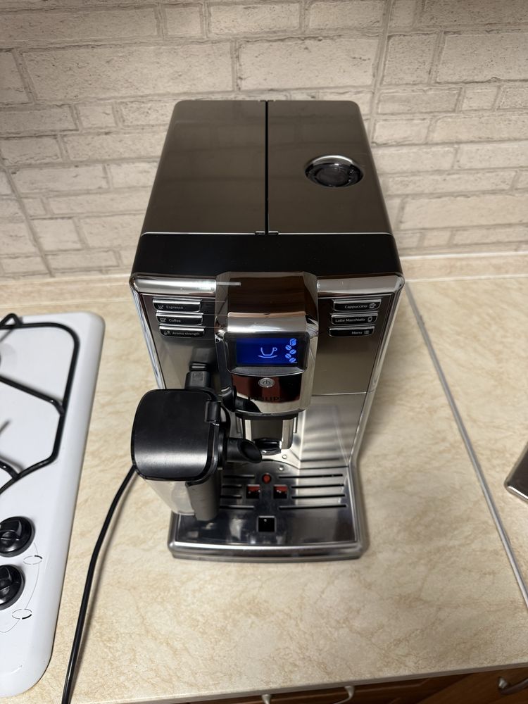 Кофемашина Philips Latte Go Saeco EP5335 series 5000