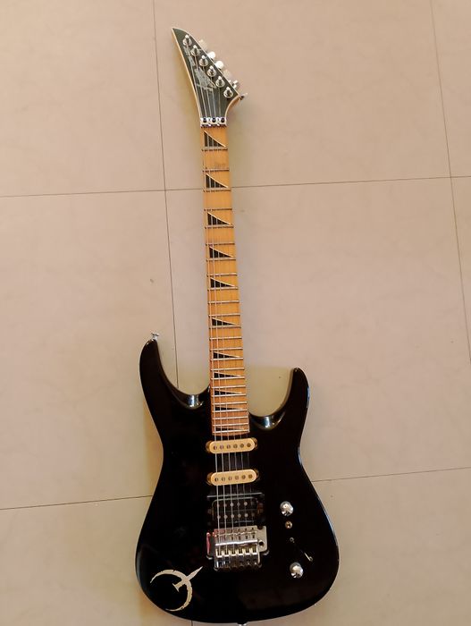 Gitara elektryczna Mayones superstrat (bardzo dobre wyposażenie)
