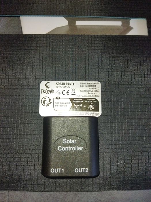 Портативна сонячна панель зарядний пристрій  5V-Max.2A