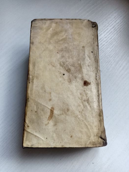 Книга 1720 года. Священно-нравственные уроки церкви. Редкость.
Издана