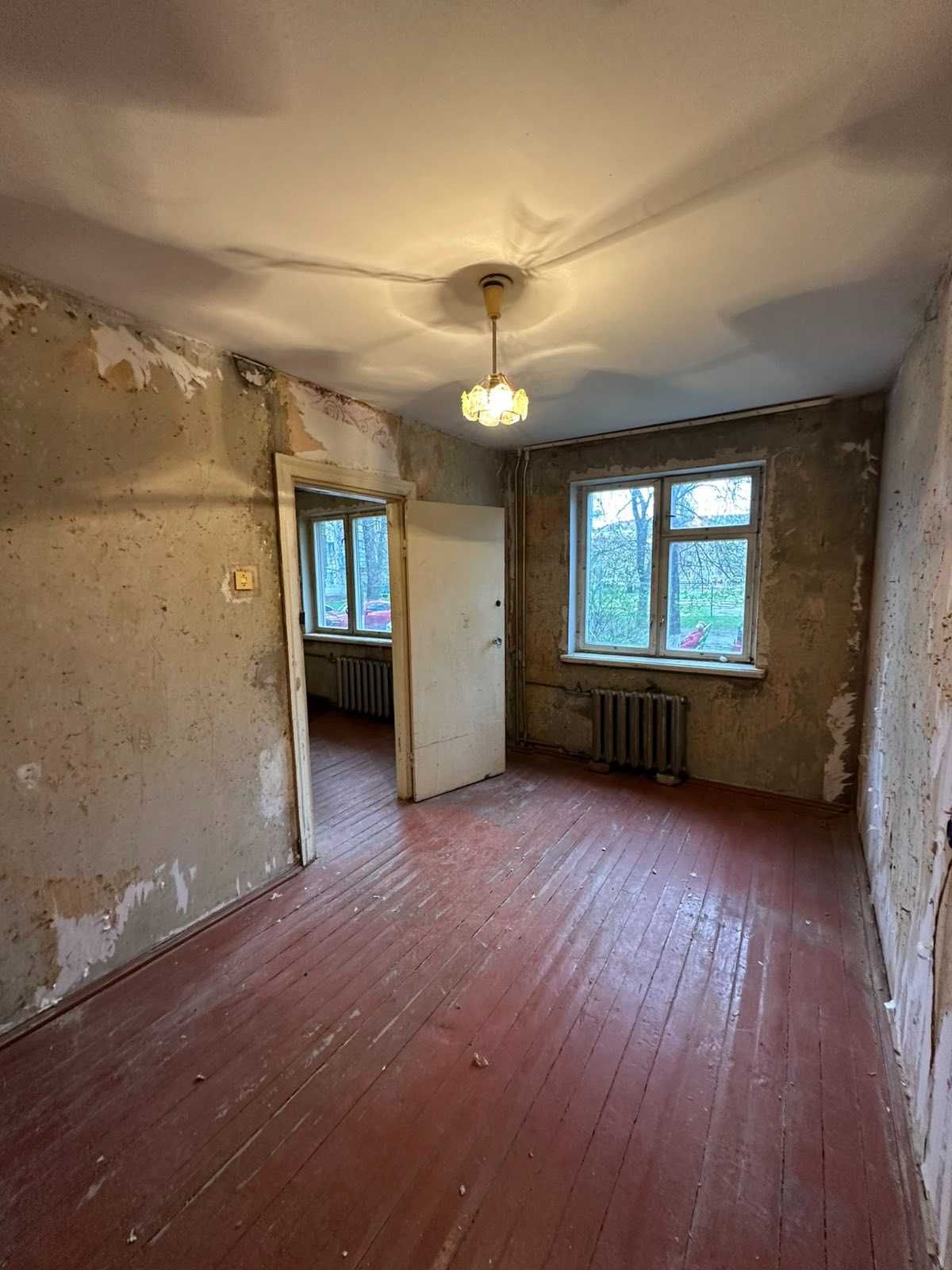Продаж 2 кімнатної квартири в Центрі або обмін на 1 кімнатну