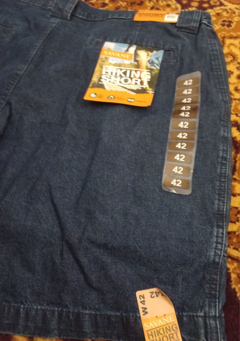 Продам шорты котоновые (джинсовые) .