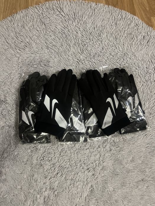 Рукавиці Nike Hyper Warm.