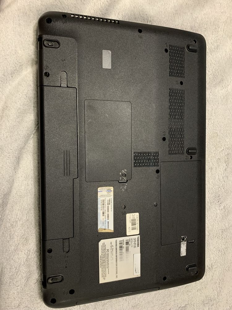 Ноутбук Toshiba C675-S7106