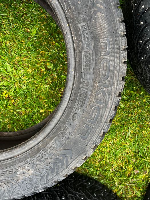 Шини,диски. Nokian 215/65/r17 б/у 2020 рік