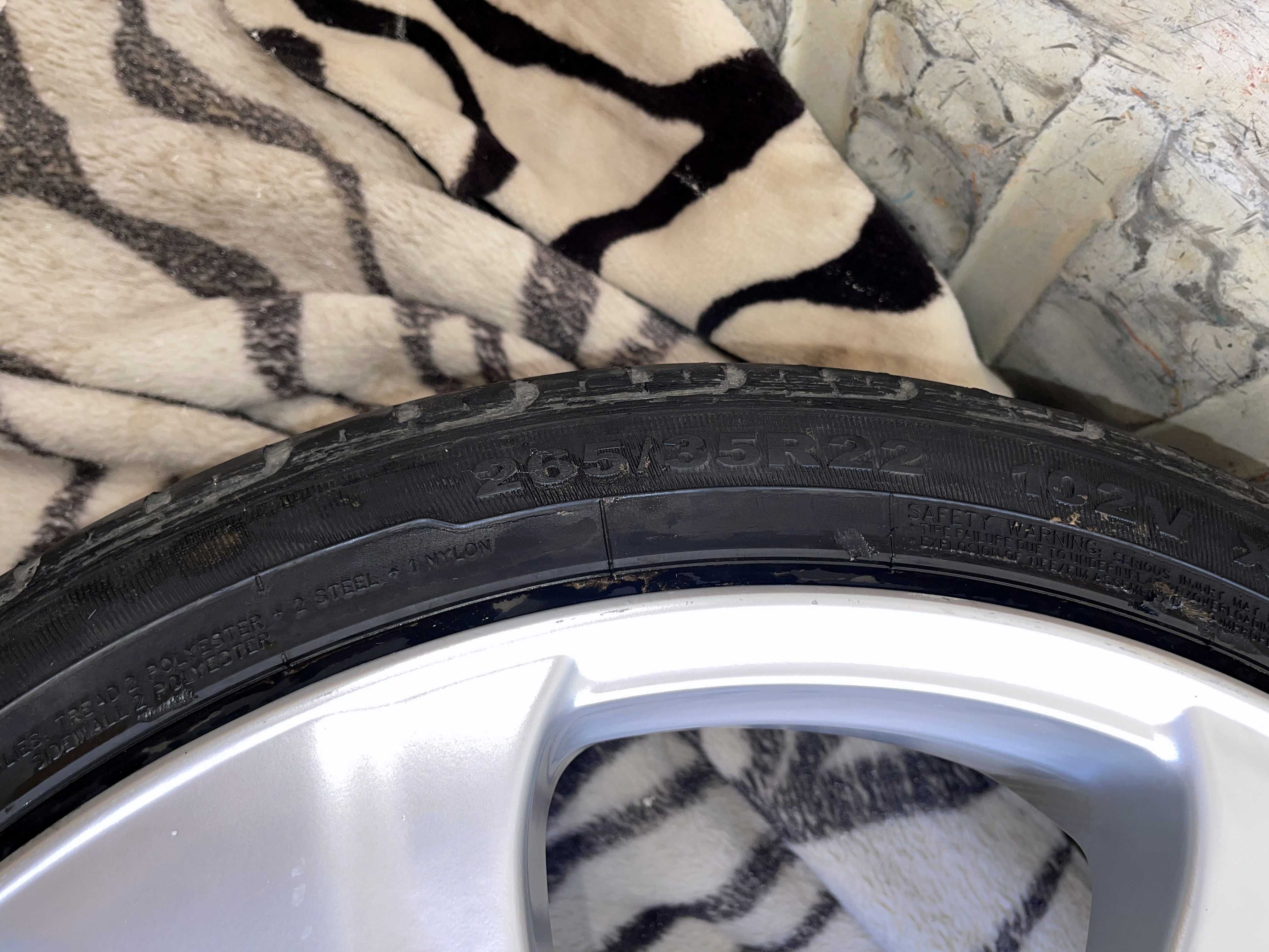 Jantes 22" furação 5x114.3 265/35R22