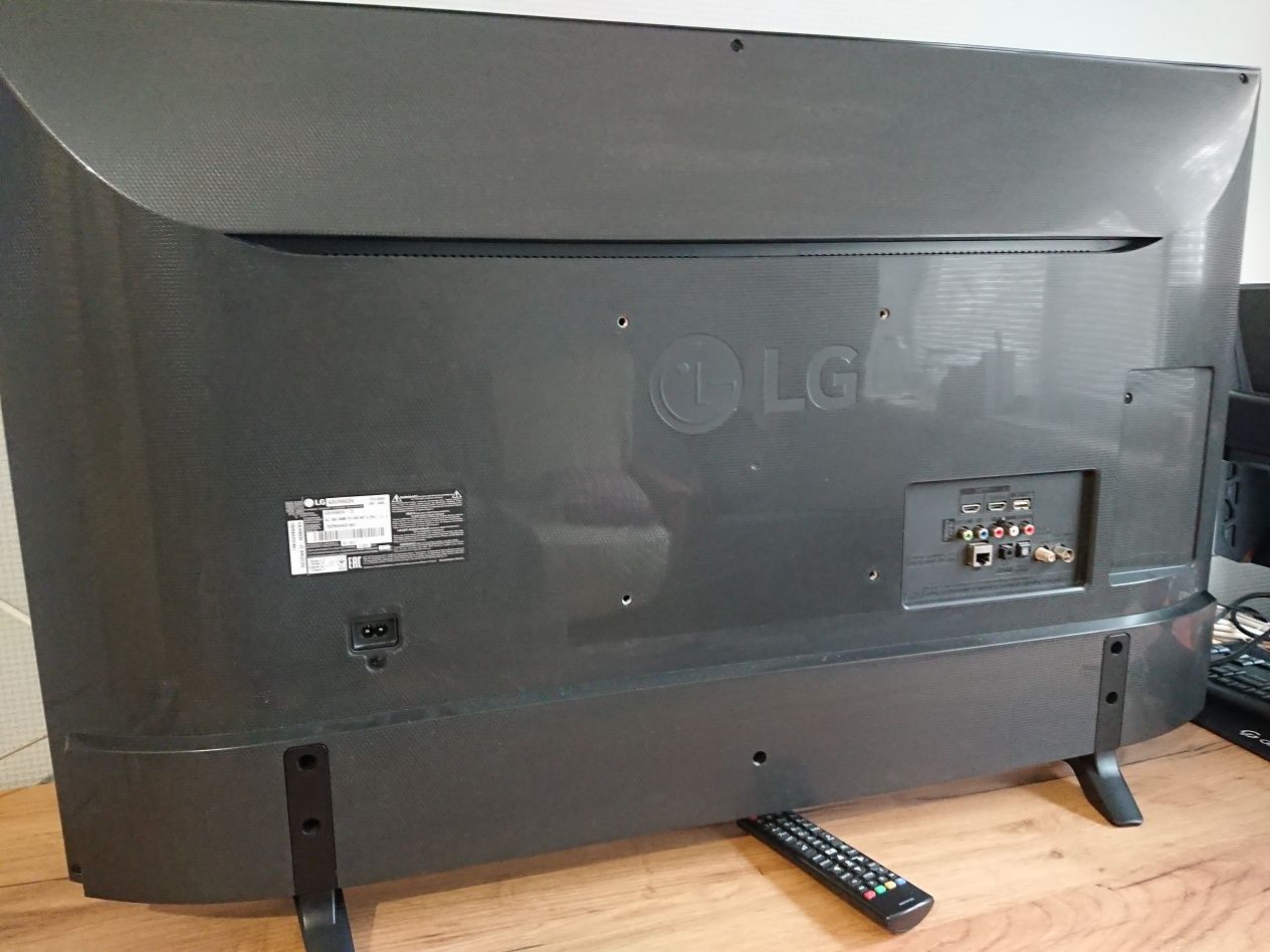 UHD телевізор LG 43UH603V (43")
