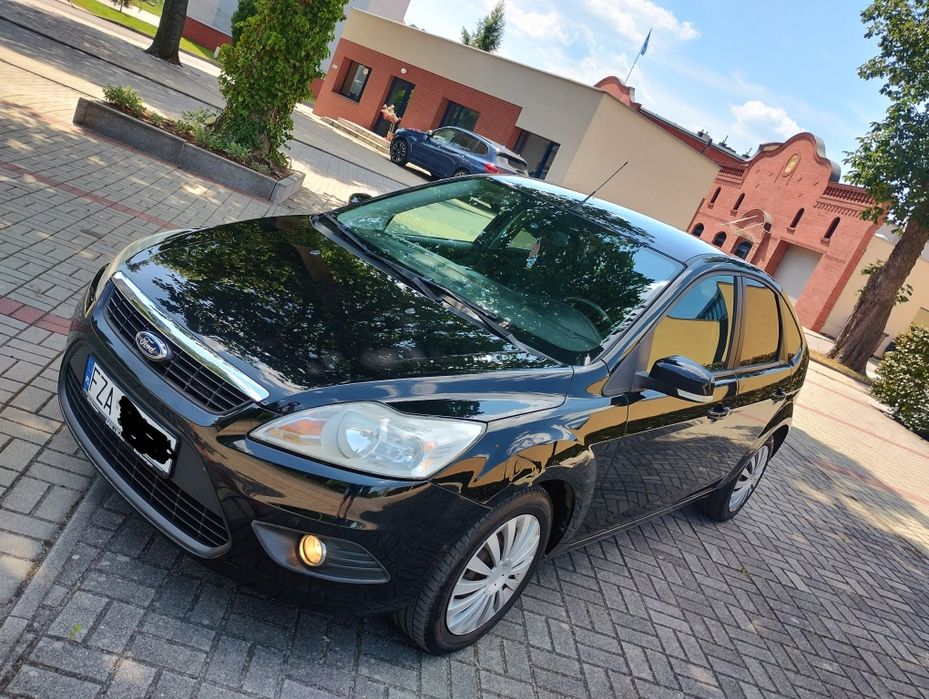 Ford Focus 1.6 benzyna 2009r Klima 5 drzwi Zarejestrowany Sprawny