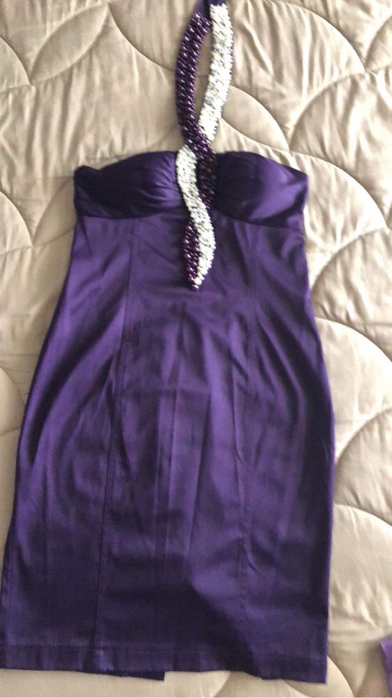 Vestido roxo super elegante