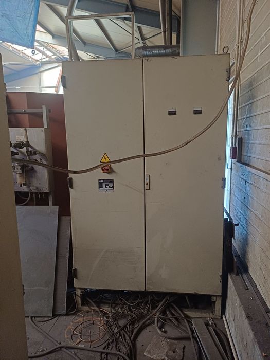 Robot spawalniczy ABB na części lub w całości