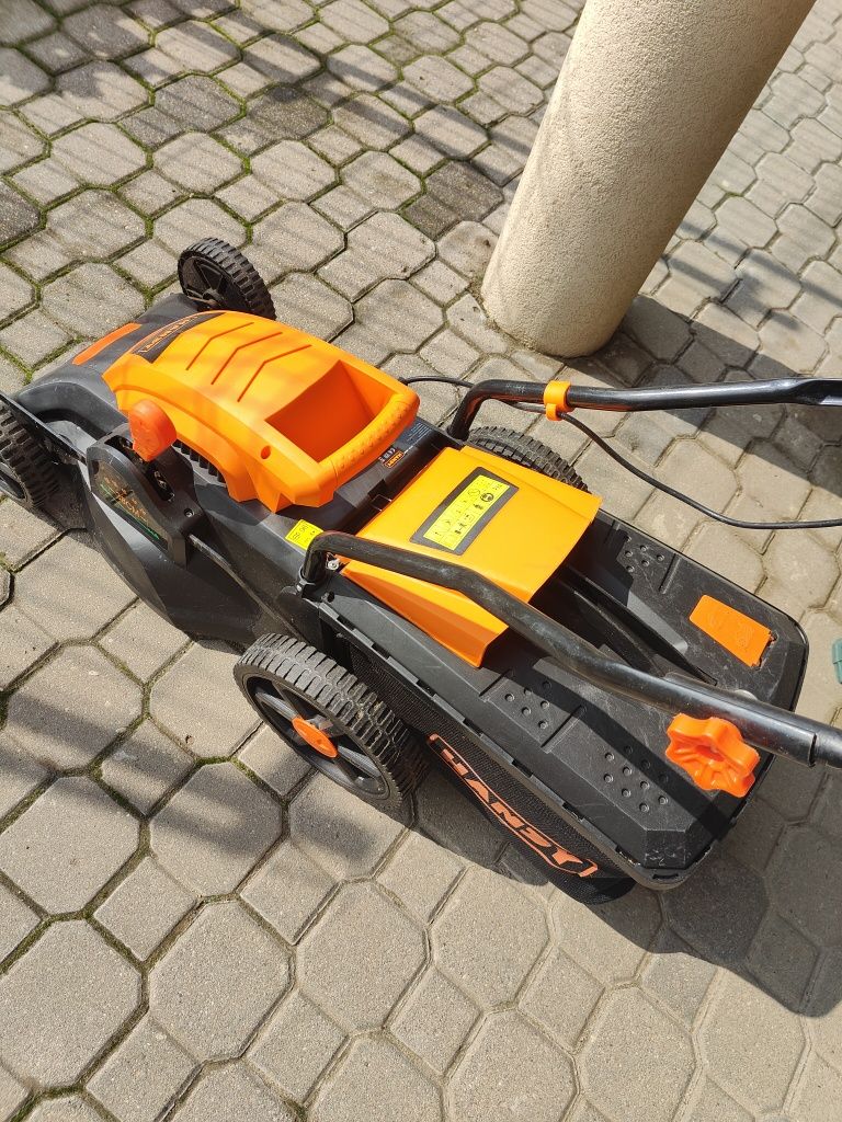 Sprzedam kosiarkę elektryczno