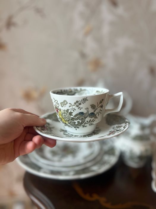 Rozszerzony angielski serwis do herbaty lub kawy