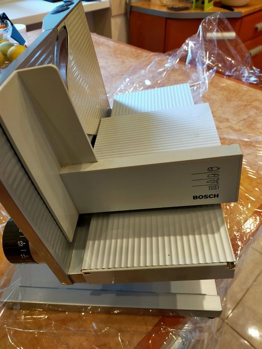 Продам електричну скиборізку,в гарному стані